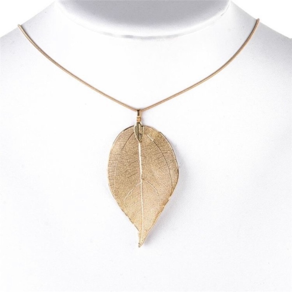 🔹New🔹Boho Gold Leaf Pendant Necklace